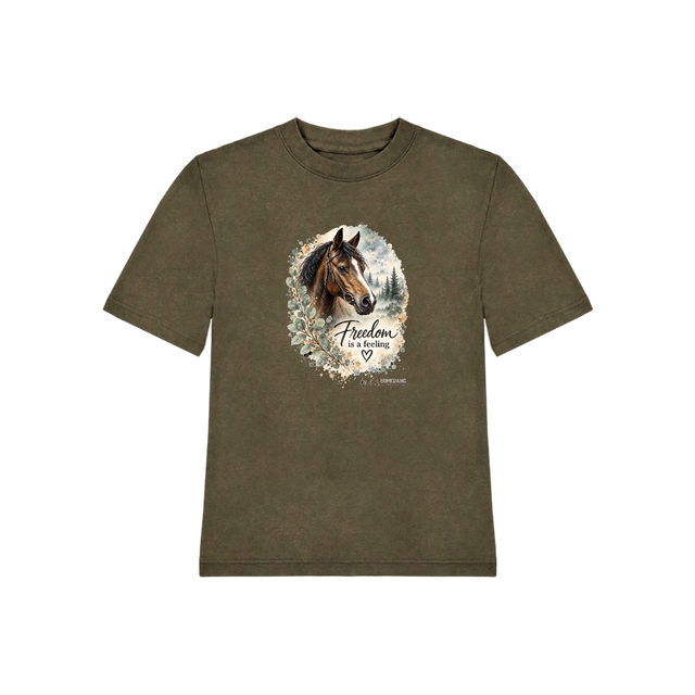 OLI Vintage Olive Women’s Clean Cut Tee.