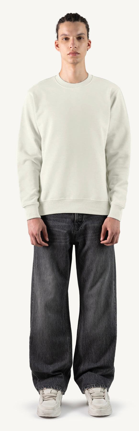 Vintage White Regular Crewneck Sweater.