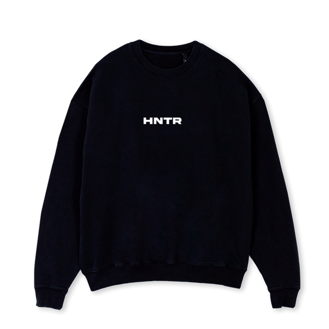 BASEANDLINE OSC Black Oversized Crewneck Sweater.