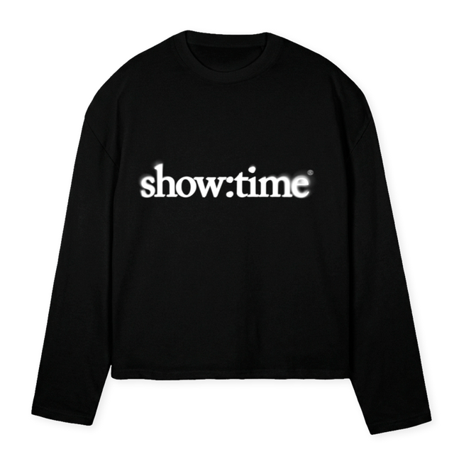 LOGOBLURWHITE_B Black Oversized Boxy LS Tee.