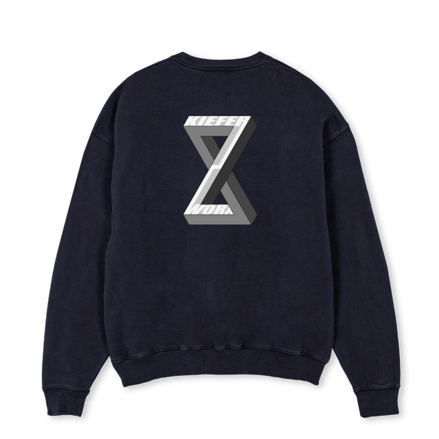 KXVINTAGEBLACKSWEATER Vintage Black Oversized Crewneck Sweater.