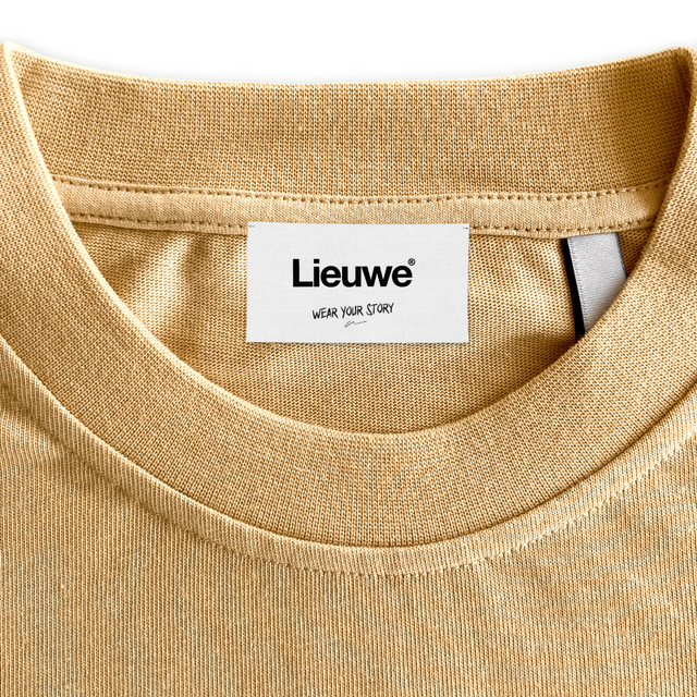 LIEUWE  Custom Neck Label.
