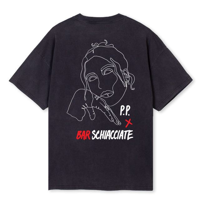 PEGPARNEVIKBARSCHIA Vintage Black Oversized Tee.