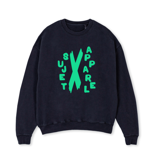 JUMBLECREW Vintage Black Oversized Crewneck Sweater.