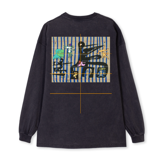 BLU MAYAN Vintage Black Oversized LS Tee.
