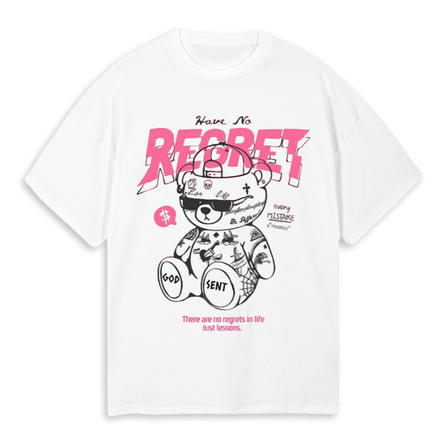 NO REGRET  White Oversized Tee.