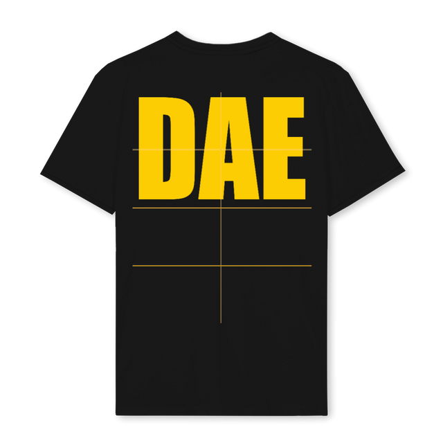 DAEYELLOWT Black Regular Tee.