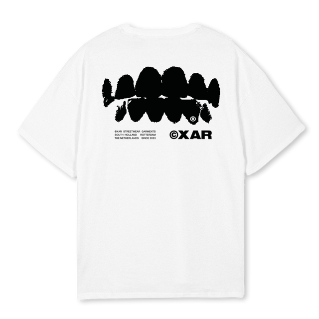 WHITEBOXLOGOXAR White Oversized Tee.