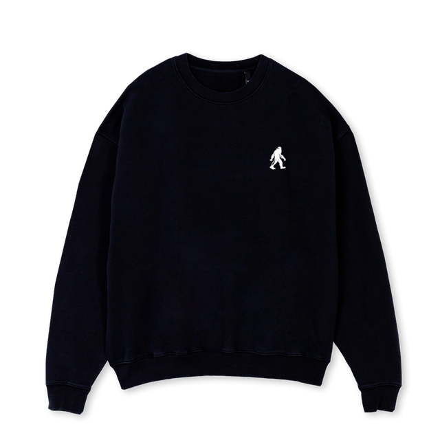 SSSCESSENTIALSBCREW Black Oversized Crewneck Sweater.