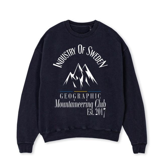 MOUNTAINEERING2 Vintage Black Oversized Crewneck Sweater.