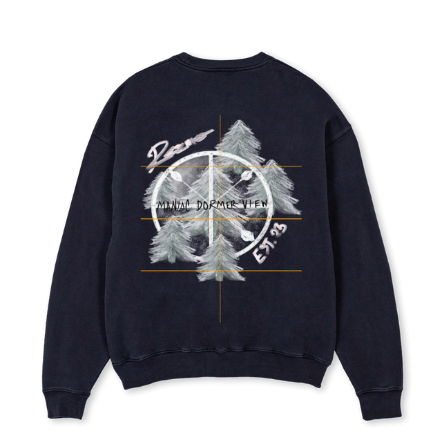 RAQUETTE Vintage Black Oversized Crewneck Sweater.