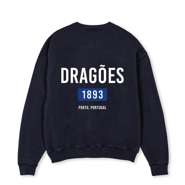 DRAGOESSWEATERONE Vintage Black Oversized Crewneck Sweater.