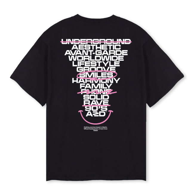 CONCEPT Black Oversized Tee.
