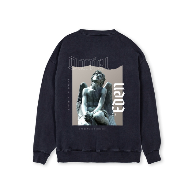TRACK_2 Vintage Black Regular Crewneck Sweater.